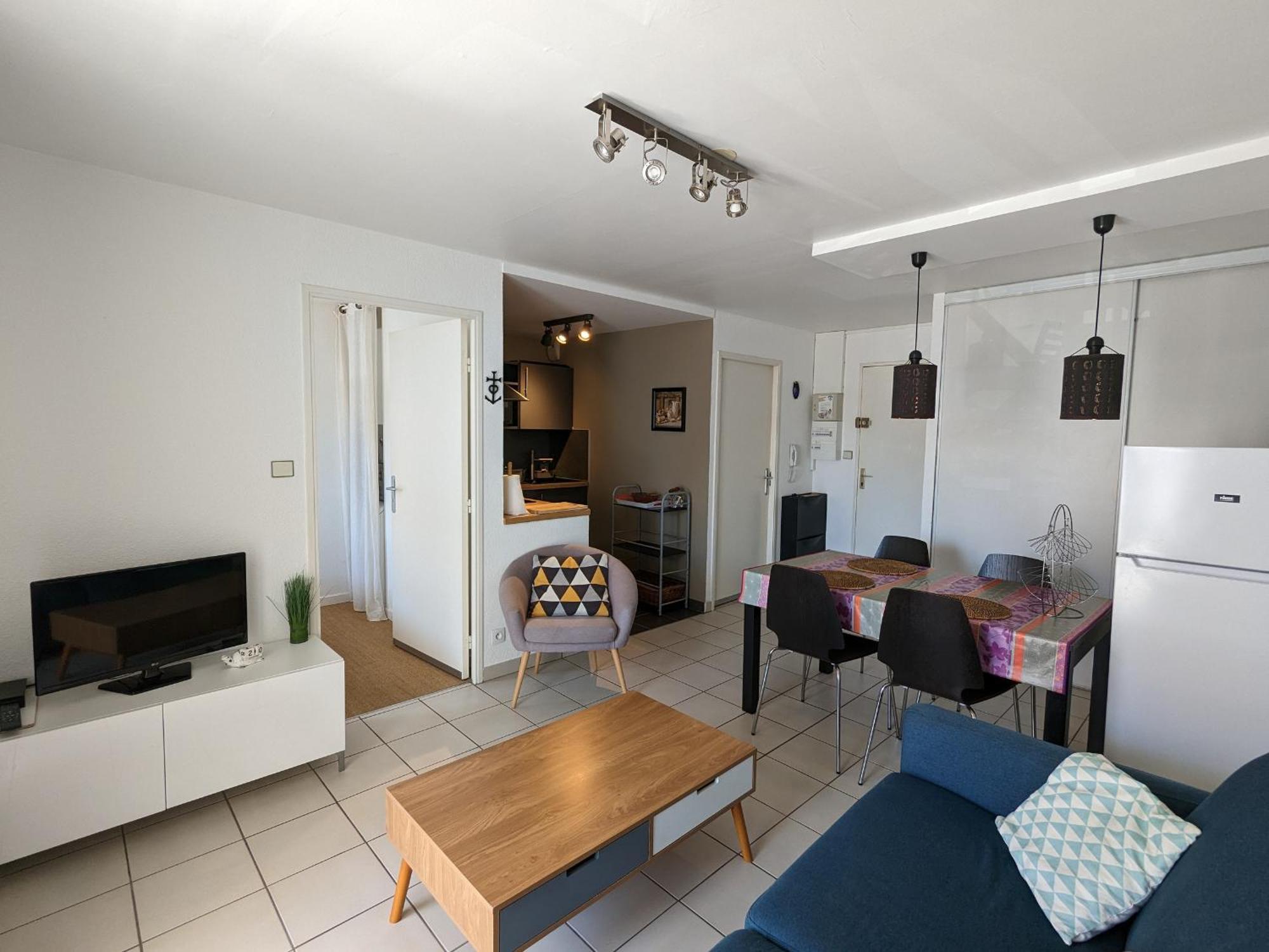 Arcachon Centre : Charmant T2 Avec Loggia, Parking Securise Et Proche Plage - Fr-1-420-61 Экстерьер фото