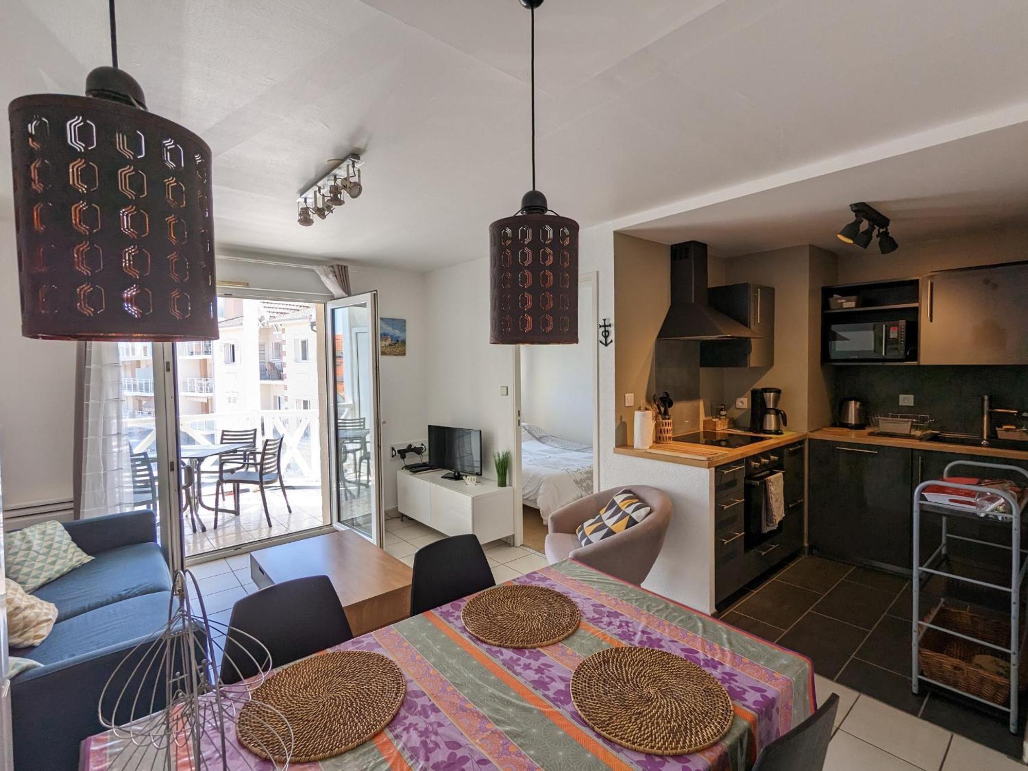 Arcachon Centre : Charmant T2 Avec Loggia, Parking Securise Et Proche Plage - Fr-1-420-61 Экстерьер фото